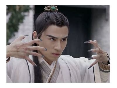 九阴白骨爪技巧揭秘：抖音热门视频解析与精彩演示